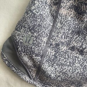 Lululemon 4 inch Hotty Hot Short